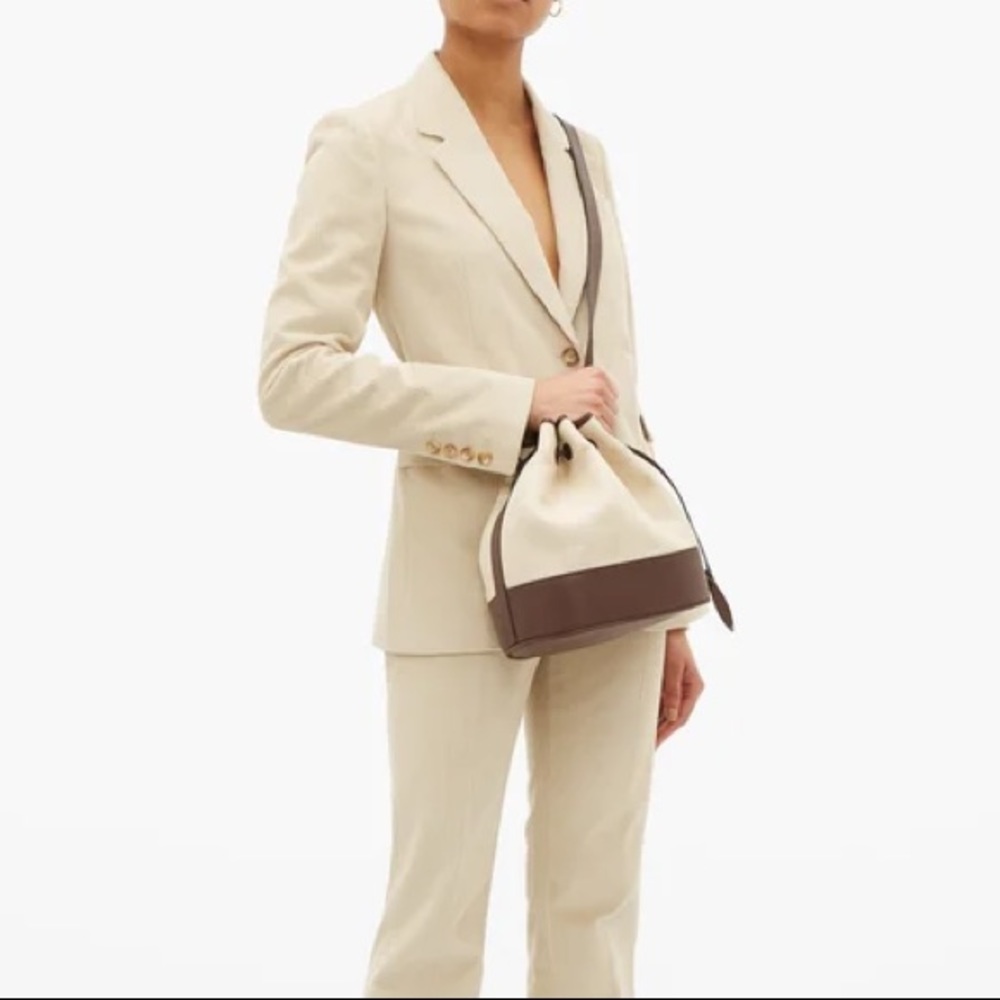 Hunting Season Drawstring in Woven Platano Cognac - Picture 2 of 16
